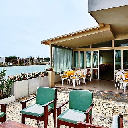 Hotel Caesar Bed And Breakfast ميلانو ماريتيما المظهر الخارجي الصورة