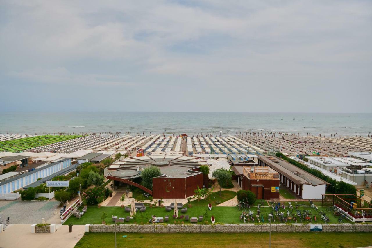 Hotel Caesar Bed And Breakfast ميلانو ماريتيما المظهر الخارجي الصورة